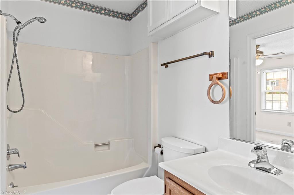 3663 Heathrow Drive Property Photo 22