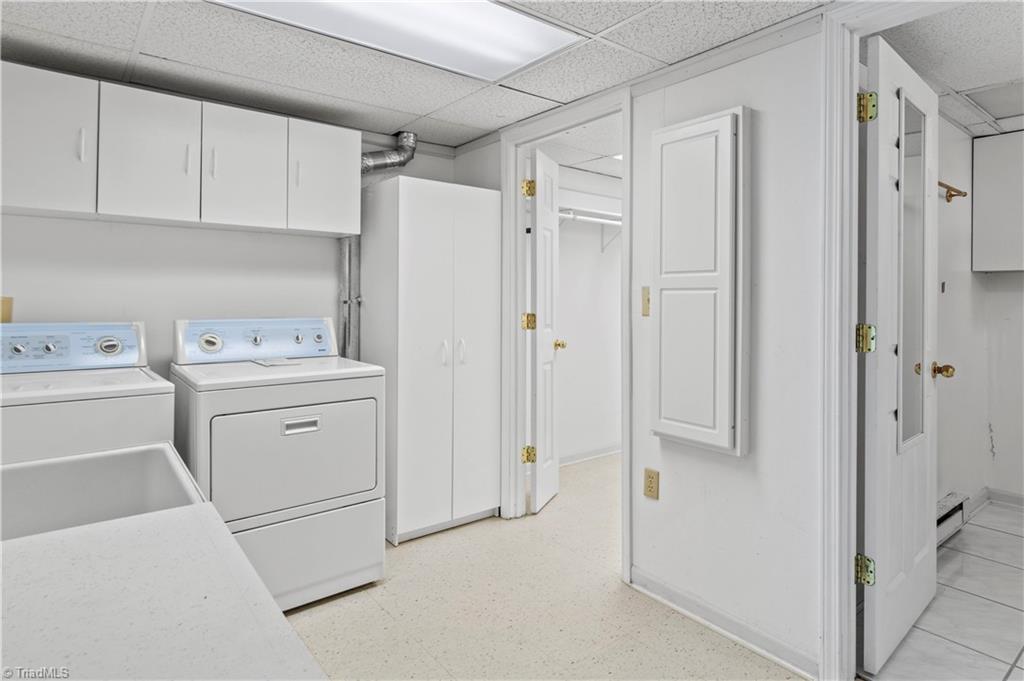 3663 Heathrow Drive Property Photo 23