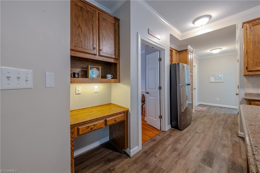 2448 Glen Cove Way Property Photo 11