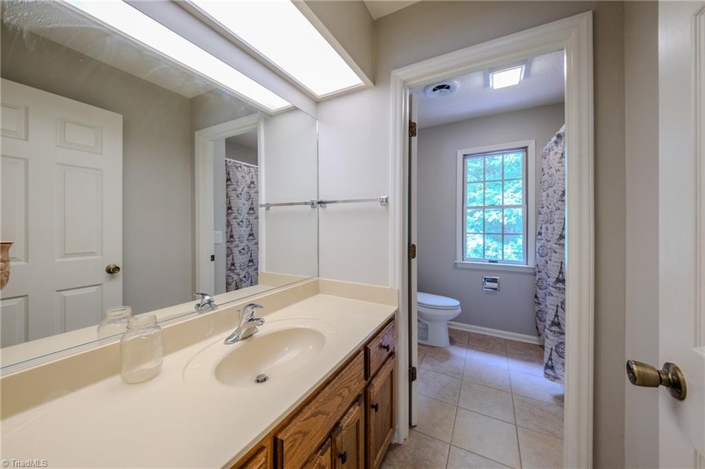 2448 Glen Cove Way Property Photo 36