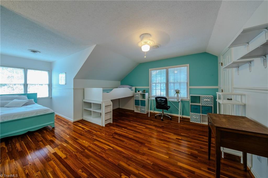 2448 Glen Cove Way Property Photo 39