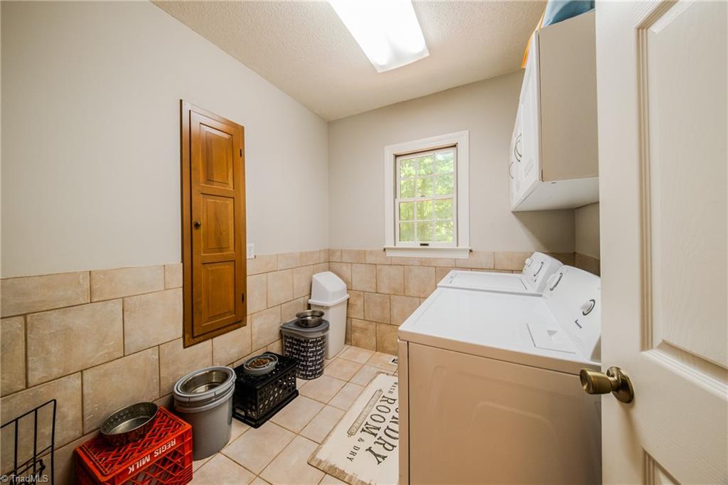 2448 Glen Cove Way Property Photo 43