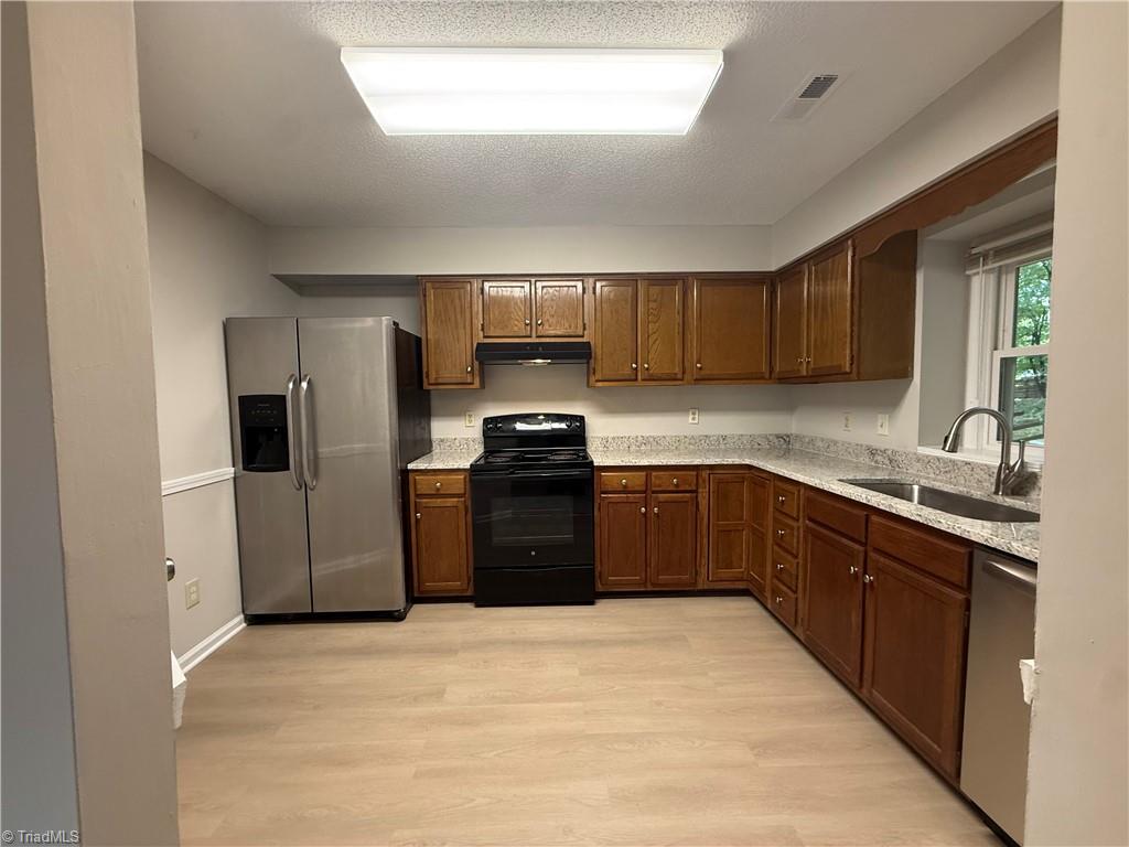 3003 Amidon Drive Property Photo 3