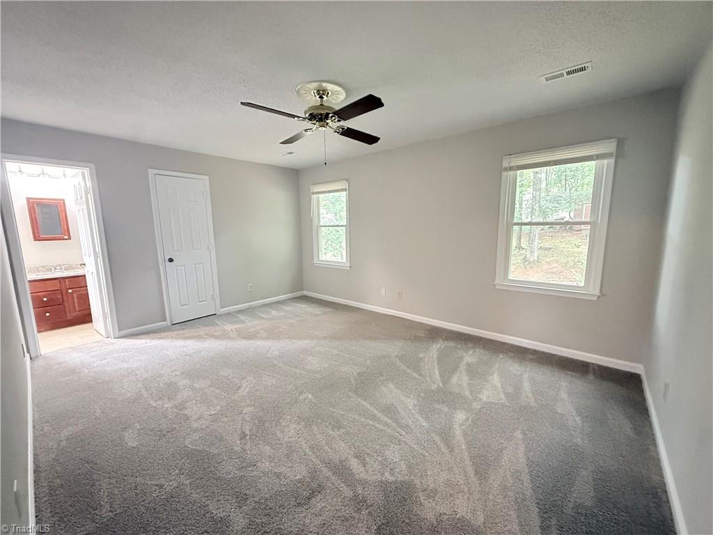 3003 Amidon Drive Property Photo 4