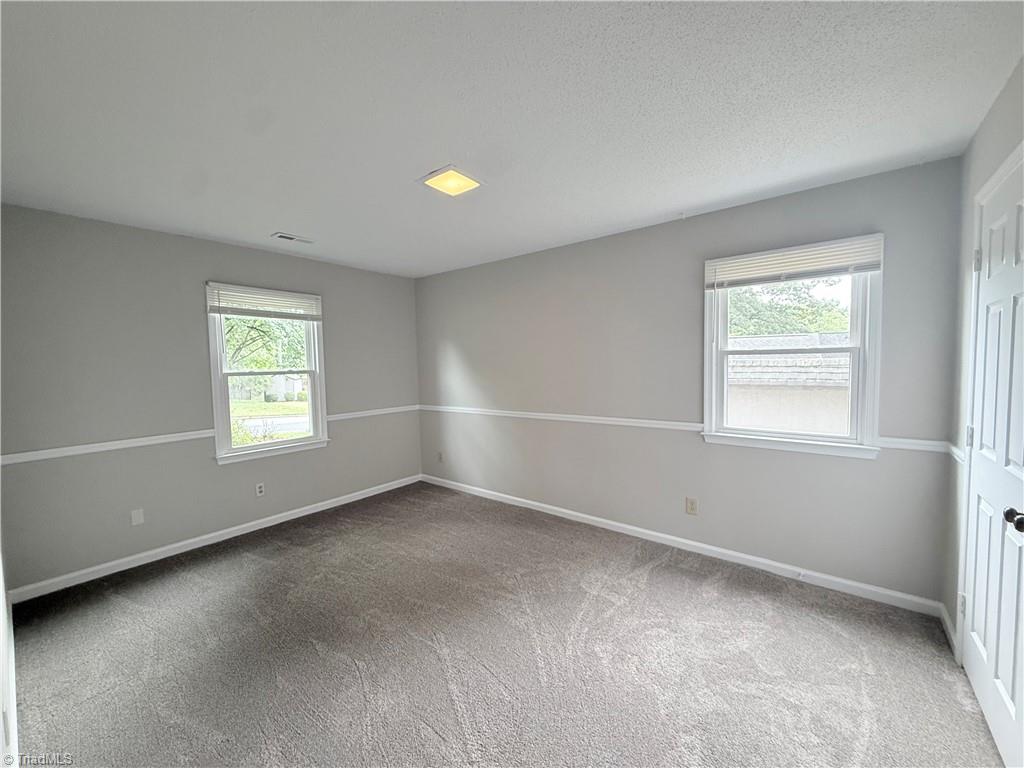 3003 Amidon Drive Property Photo 8