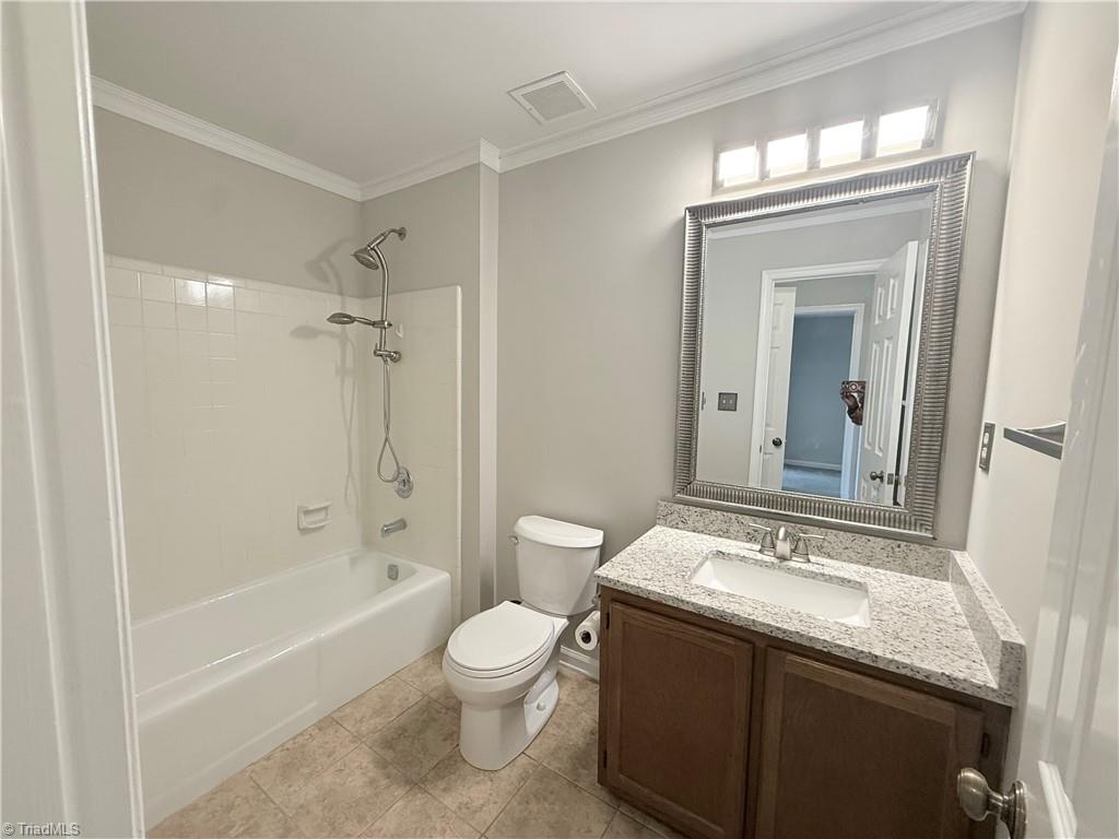 3003 Amidon Drive Property Photo 9