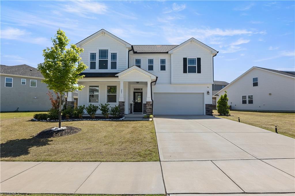 205 Mallard Loop Drive Property Photo 1