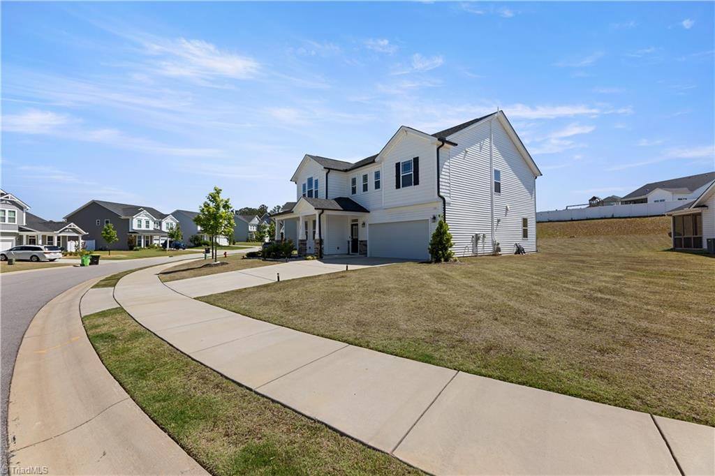 205 Mallard Loop Drive Property Photo 4