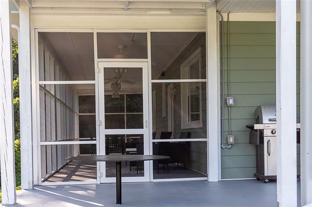 226 E Lebanon Street Property Photo 8