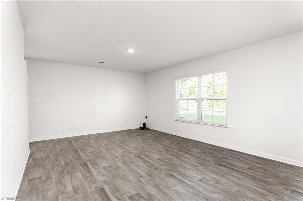 3122 Mallory Drive Property Photo 9