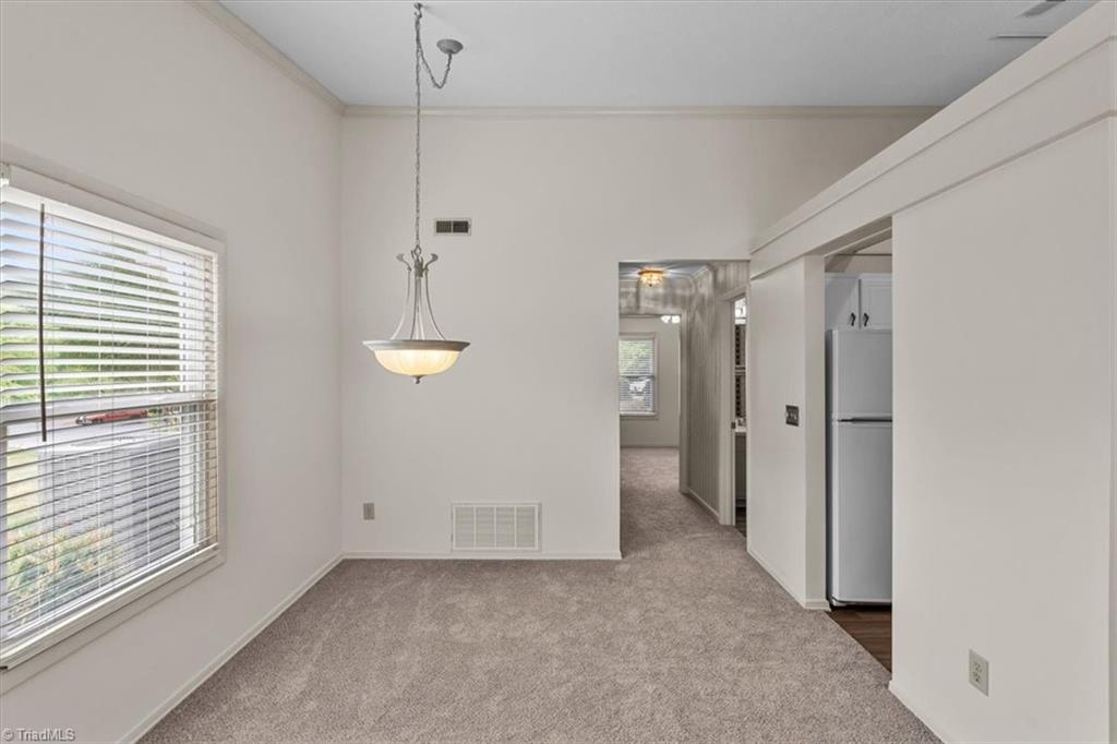 2645 Cottage Place Property Photo 7