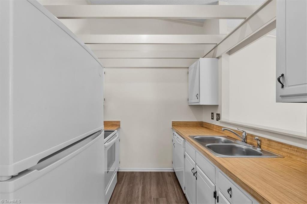 2645 Cottage Place Property Photo 11