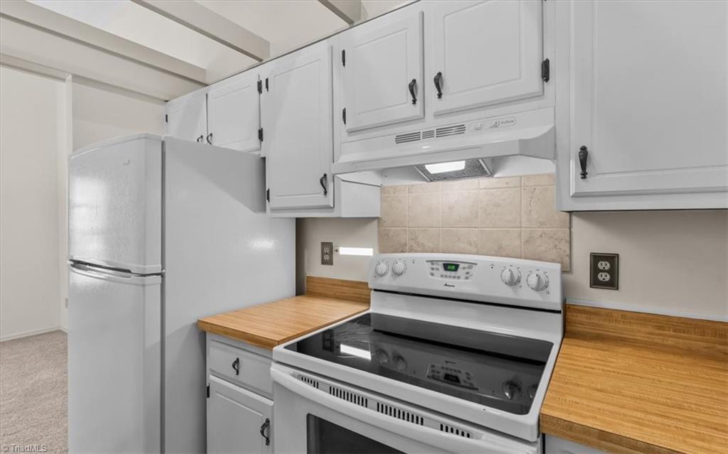 2645 Cottage Place Property Photo 12