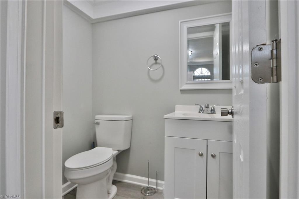 604 Peden Street Property Photo 8