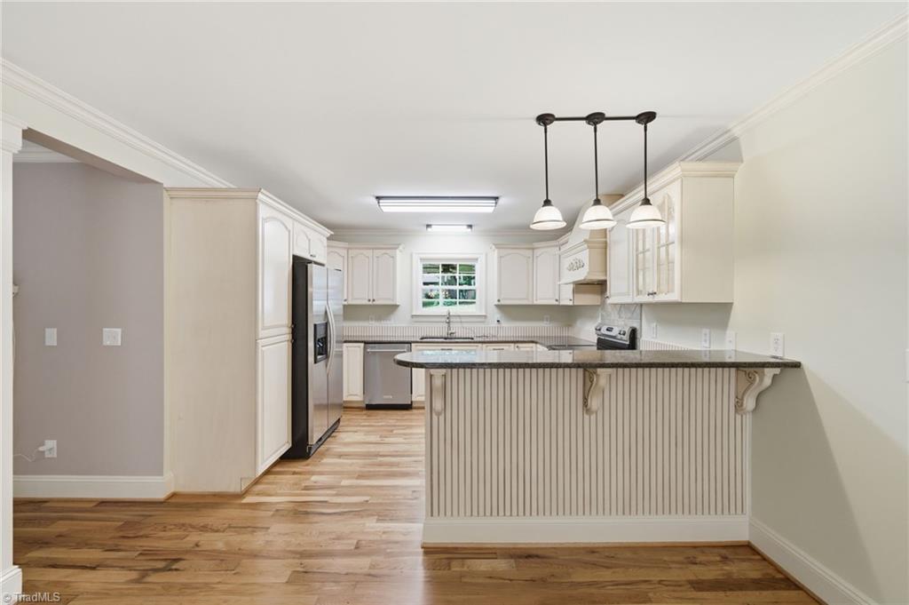 376 Staplewood Road Property Photo 15