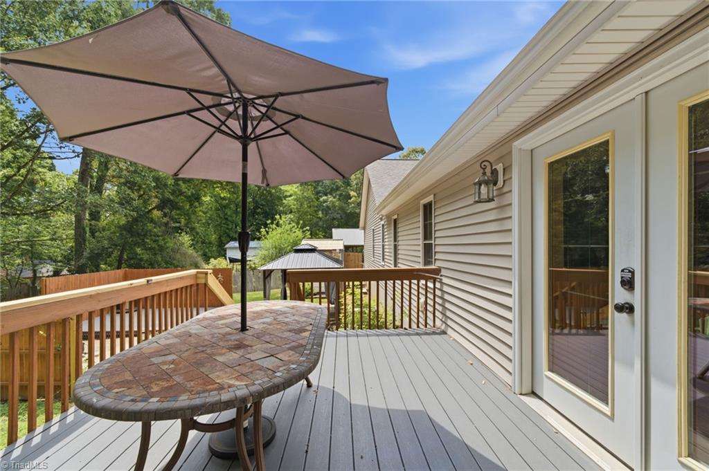 376 Staplewood Road Property Photo 43