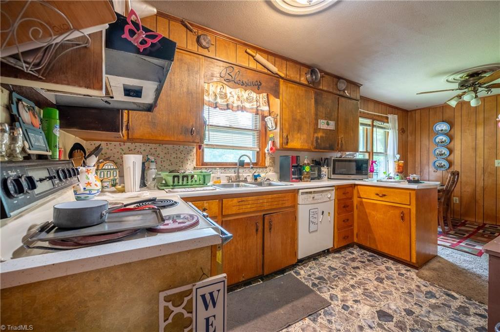 3987 Webbs Mill Road N Property Photo 8