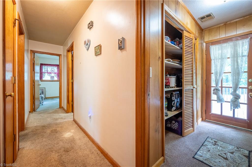 3987 Webbs Mill Road N Property Photo 15