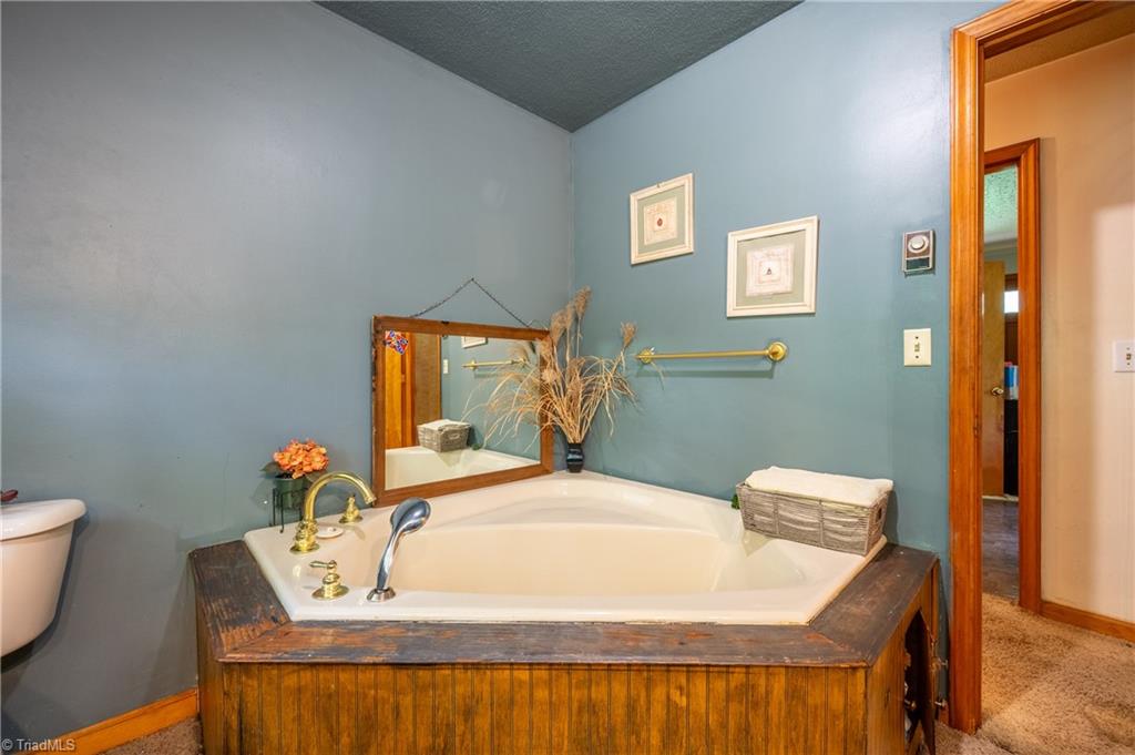 3987 Webbs Mill Road N Property Photo 21