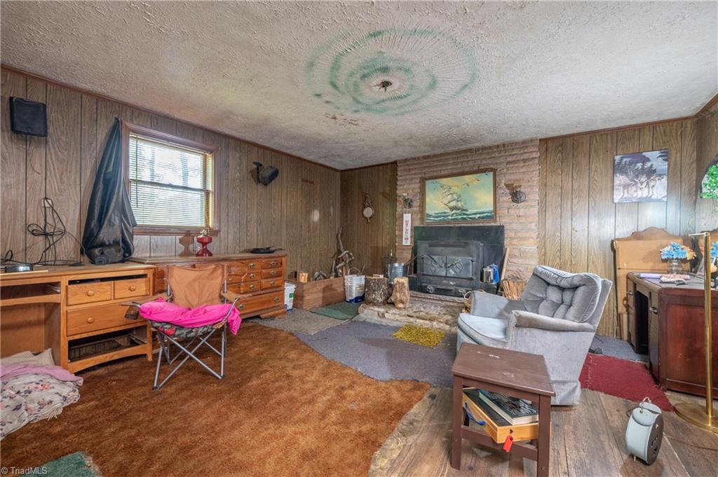 3987 Webbs Mill Road N Property Photo 32