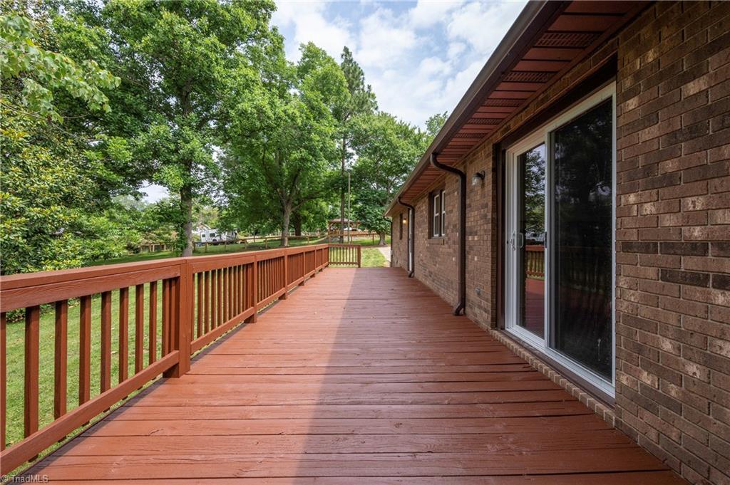 107 Coram Avenue Property Photo 43