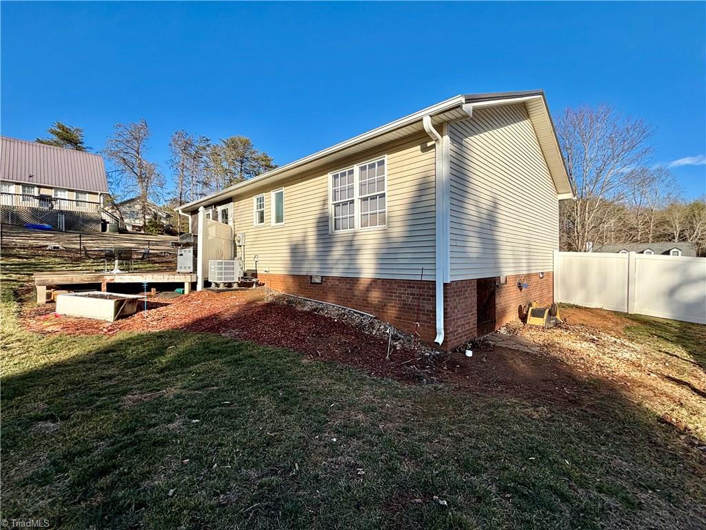 144 Strawberry Lane Property Photo 27