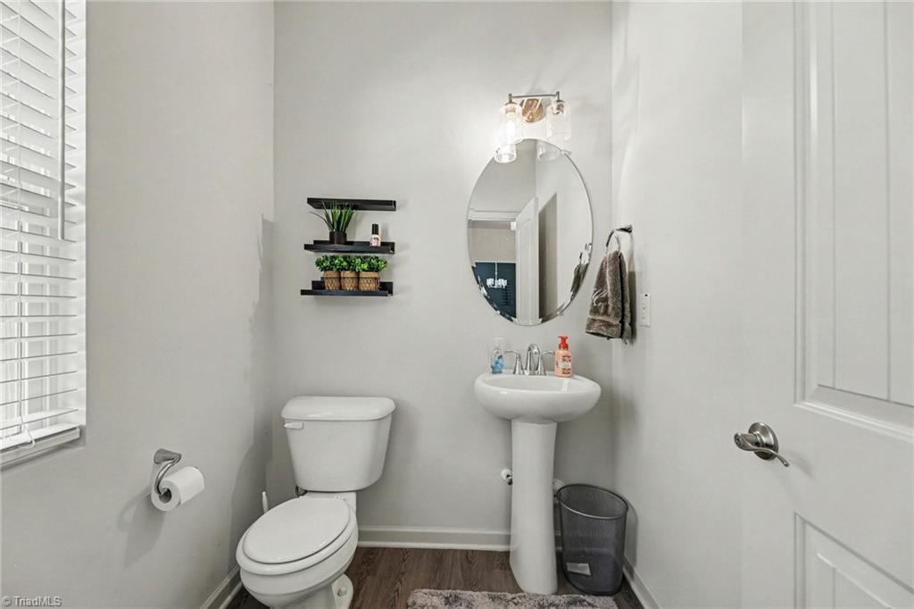 1009 Haynoke Drive Property Photo 14