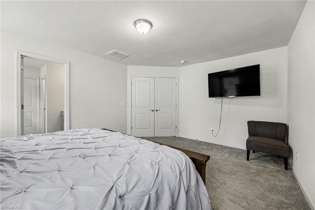 1009 Haynoke Drive Property Photo 17