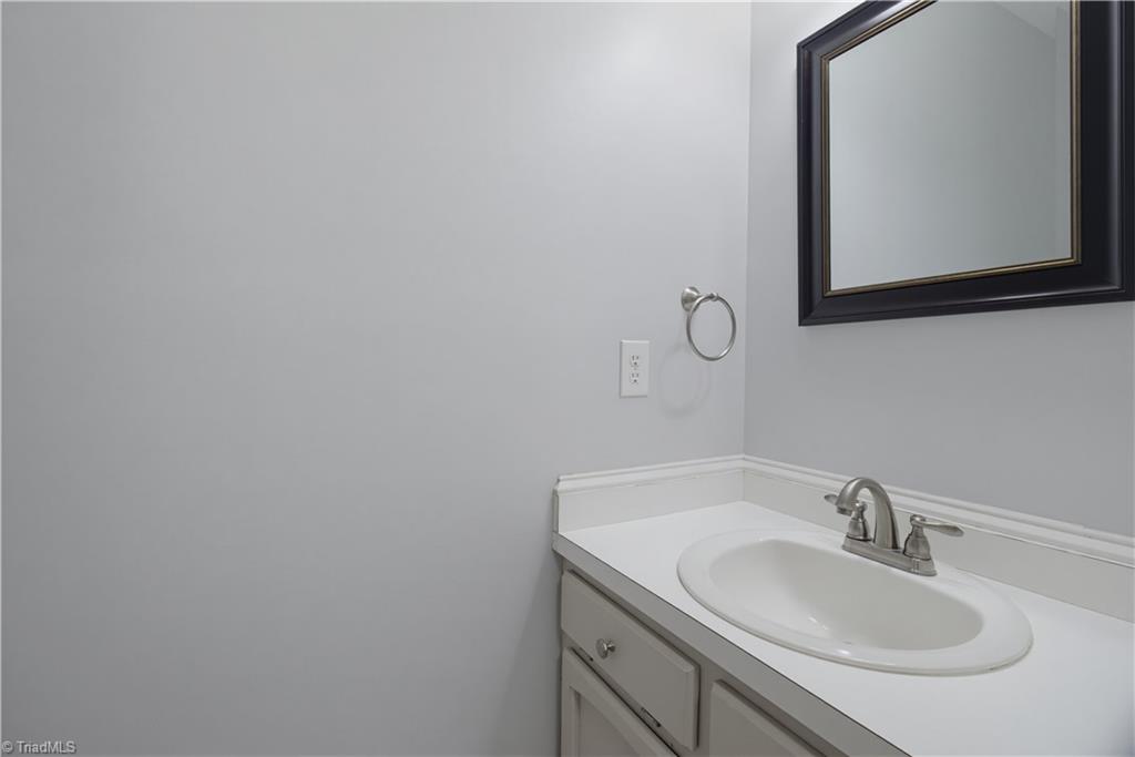 3754 Sagamore Drive Property Photo 12
