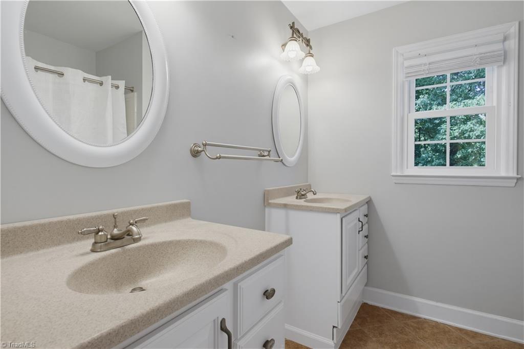 3754 Sagamore Drive Property Photo 29
