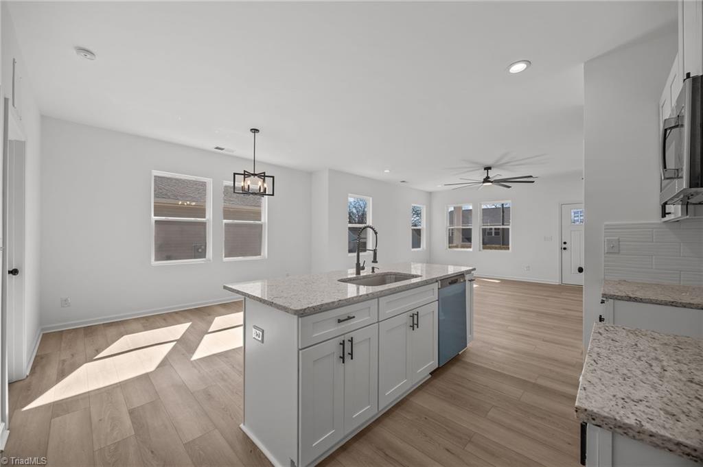 109 E Earnhardt Street Property Photo 18