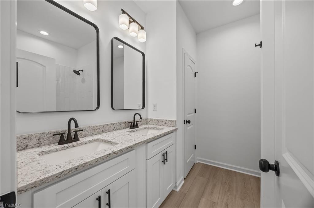 109 E Earnhardt Street Property Photo 23