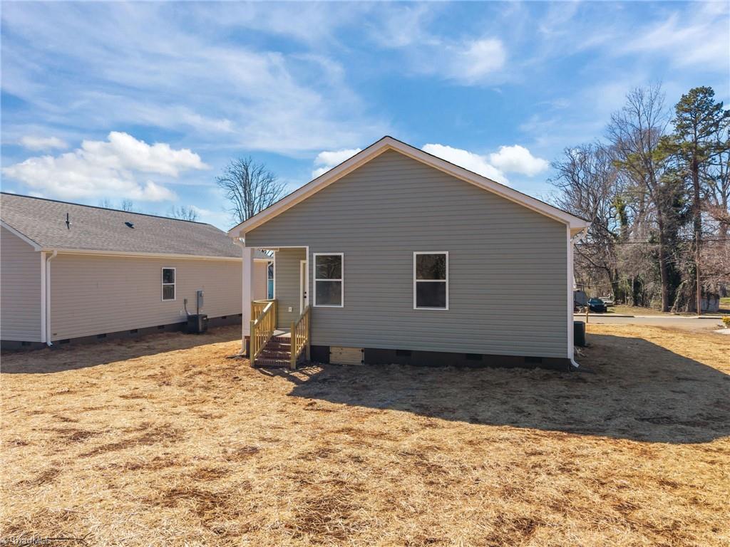109 E Earnhardt Street Property Photo 31
