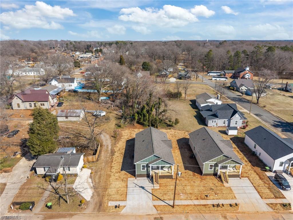 109 E Earnhardt Street Property Photo 36