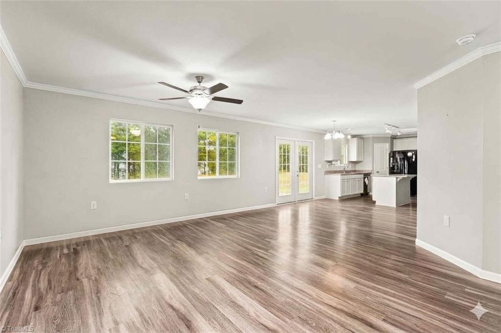 3048 Stauton Drive Property Photo 2