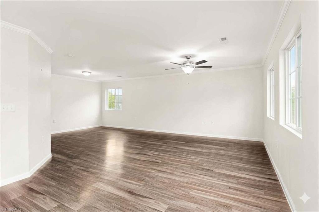 3048 Stauton Drive Property Photo 3