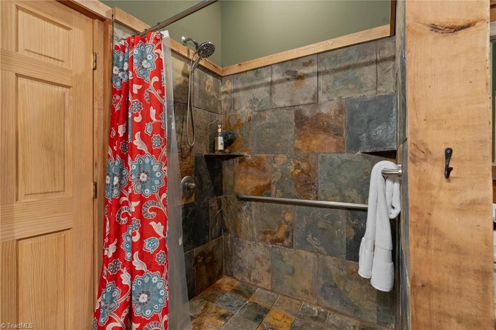 3086 Summit Road Property Photo 20