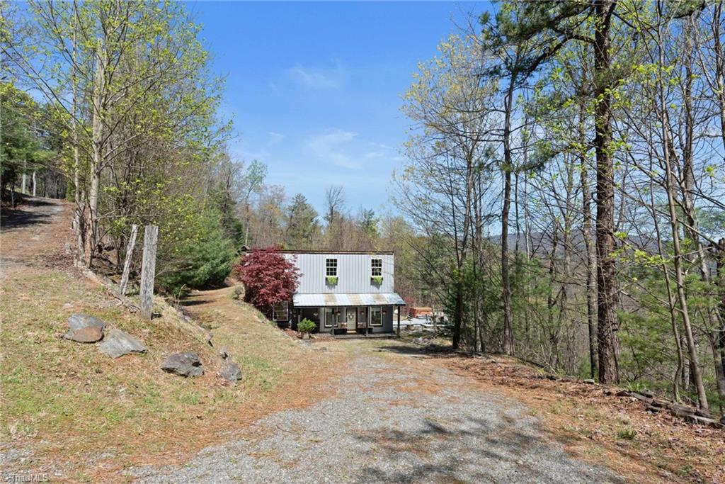 3086 Summit Road Property Photo 29