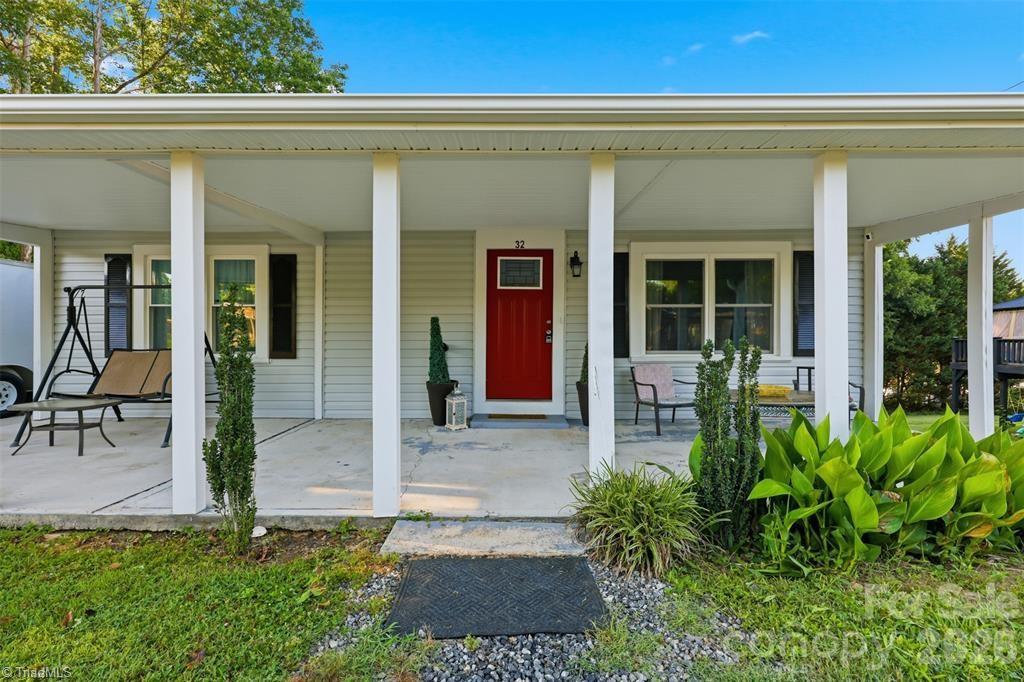 32 W Highland Avenue Property Photo 3