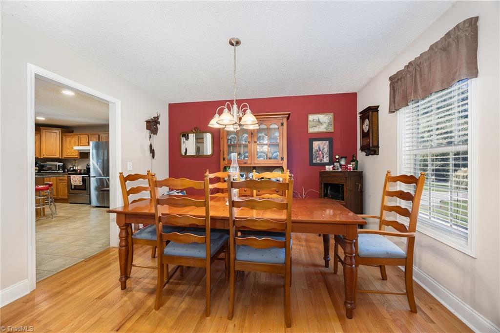 715 Candlewick Drive Property Photo 10
