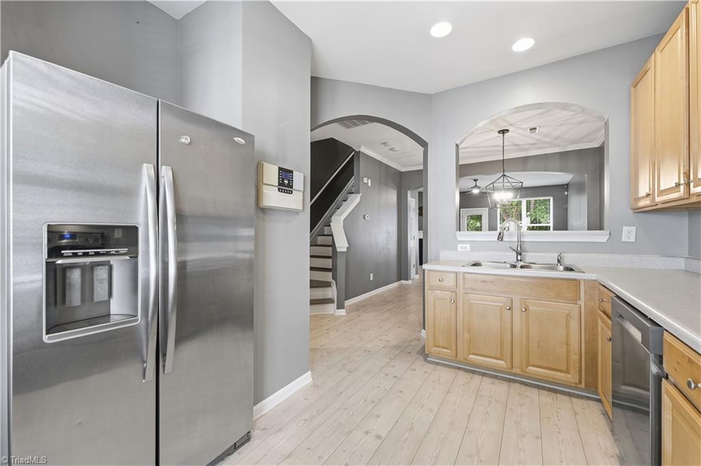 6 Cobble Lane Property Photo 7