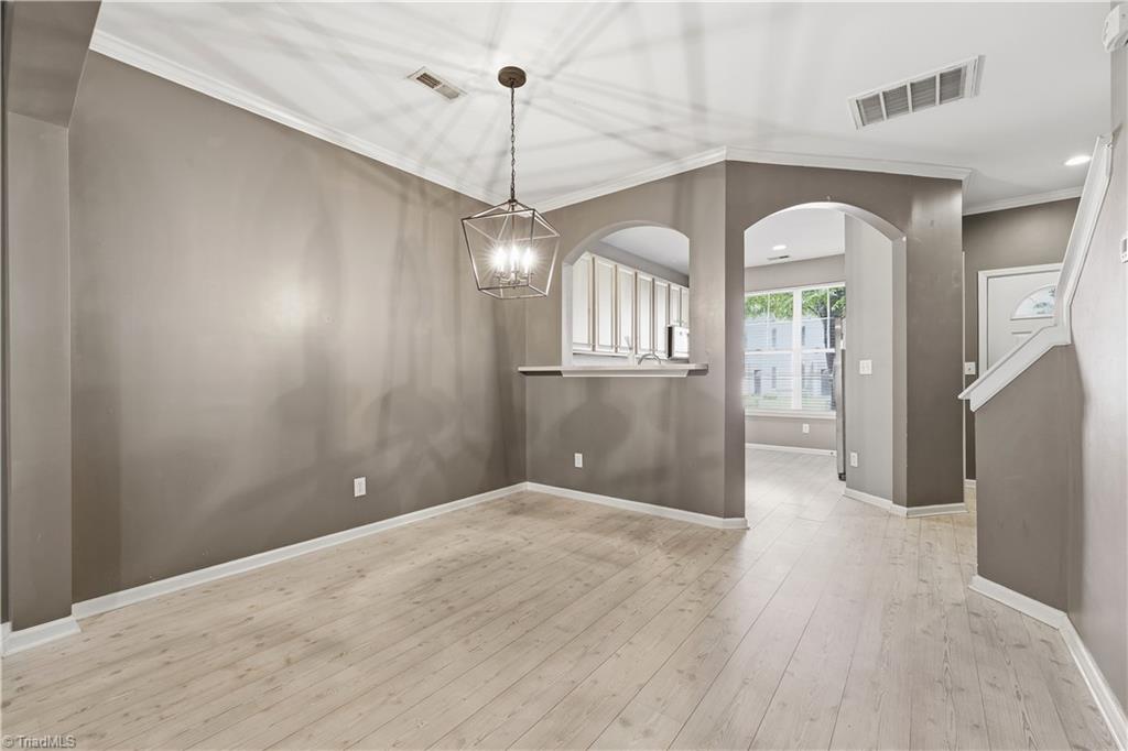 6 Cobble Lane Property Photo 12
