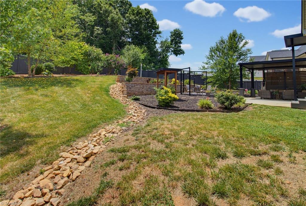 179 Pipers Ridge West Property Photo 37