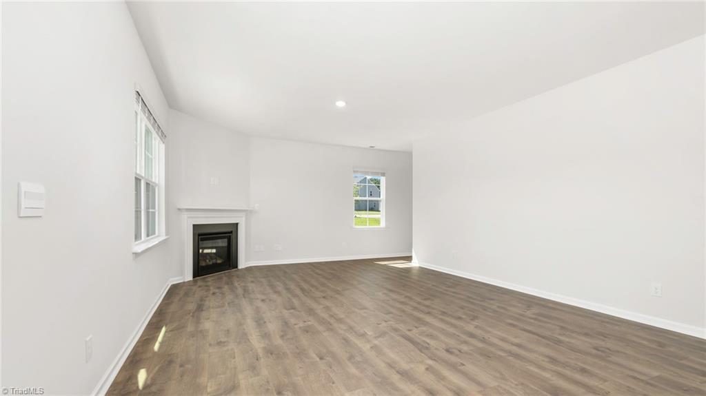 1576 Aberdeen Drive Property Photo 7