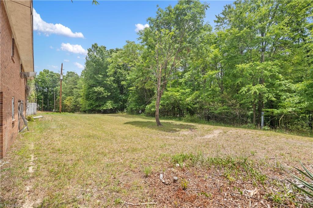 709 Westover Drive Property Photo 14