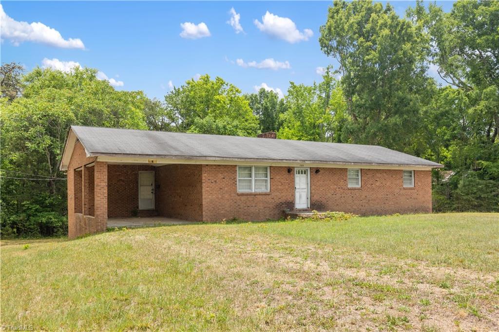 709 Westover Drive Property Photo 18