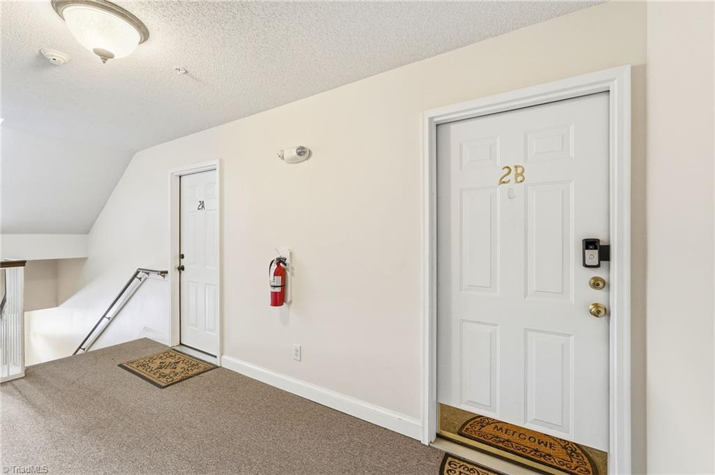 6105 Hedgecock Circle # 2b Property Photo 2