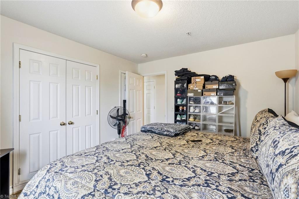 6105 Hedgecock Circle # 2b Property Photo 17