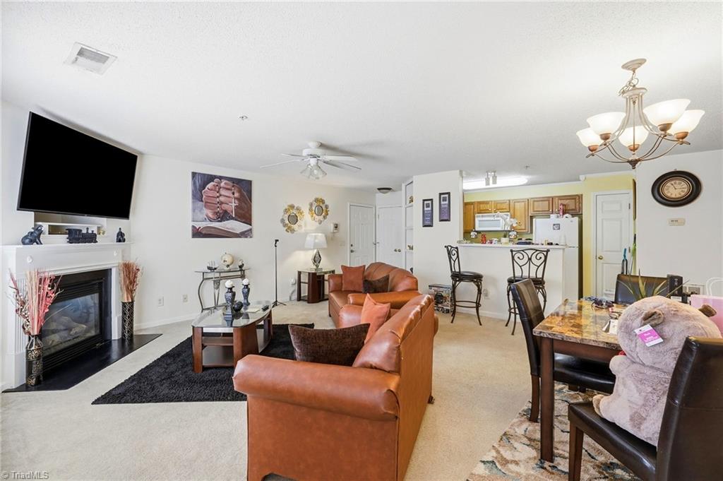 6117 Hedgecock Circle # 2d Property Photo 5