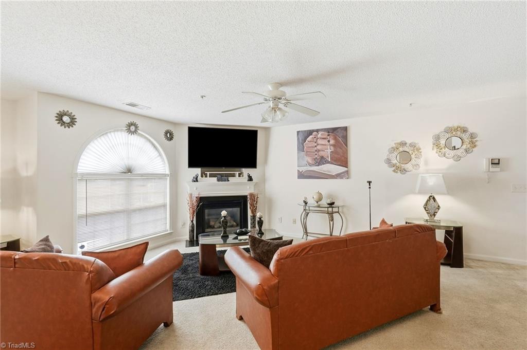 6117 Hedgecock Circle # 2d Property Photo 6